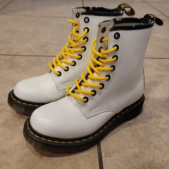 Dr. Martens AirWair Combat Boots - White with Yellow Laces - Size 5 - Picture 1 of 11